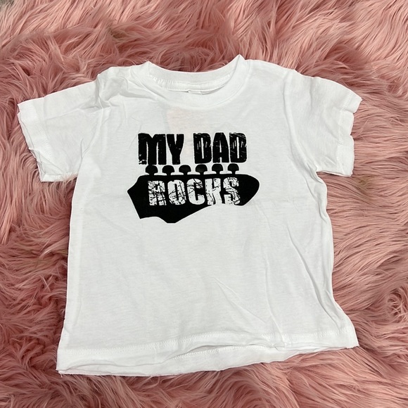 NWOT My Dad Rocks S/S Tee - Picture 2 of 6